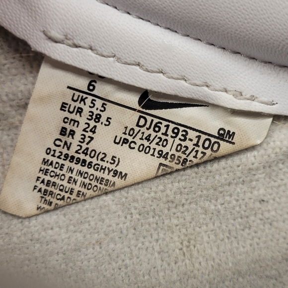 Mens Nike Sneakers sz 6 - Picture 6 of 7